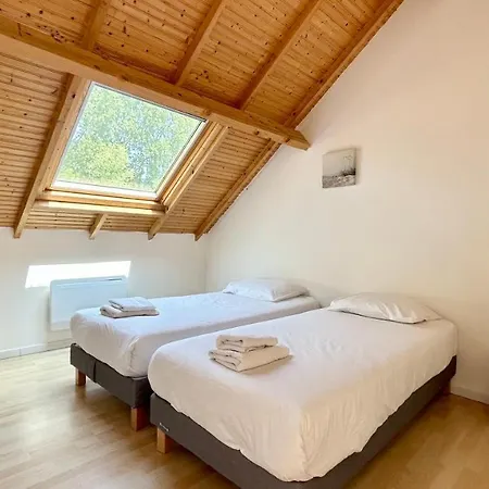 Chalet Avec Terrasse Sur Pilotis Vue Sur L'etang *