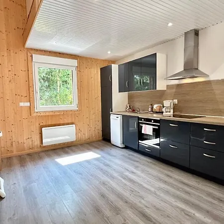 Chalet Avec Terrasse Sur Pilotis Vue Sur L'etang *