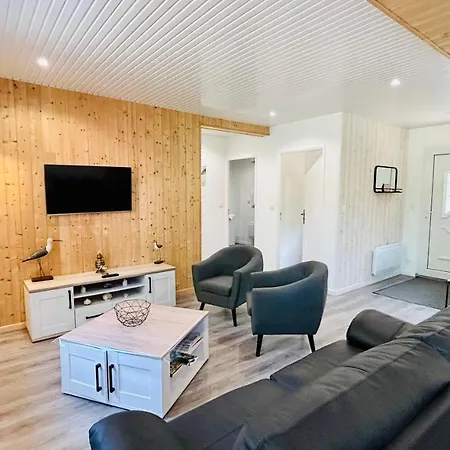 Avec Terrasse Sur Pilotis Vue Sur L'etang