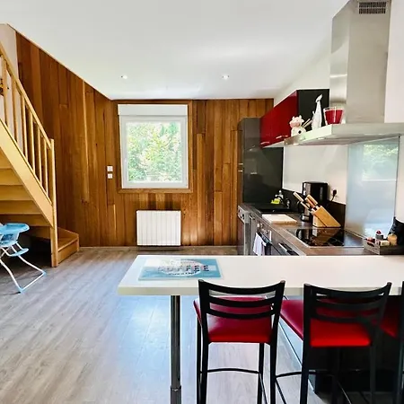 Avec Terrasse Sur Pilotis Vue Sur L'etang Horská chata